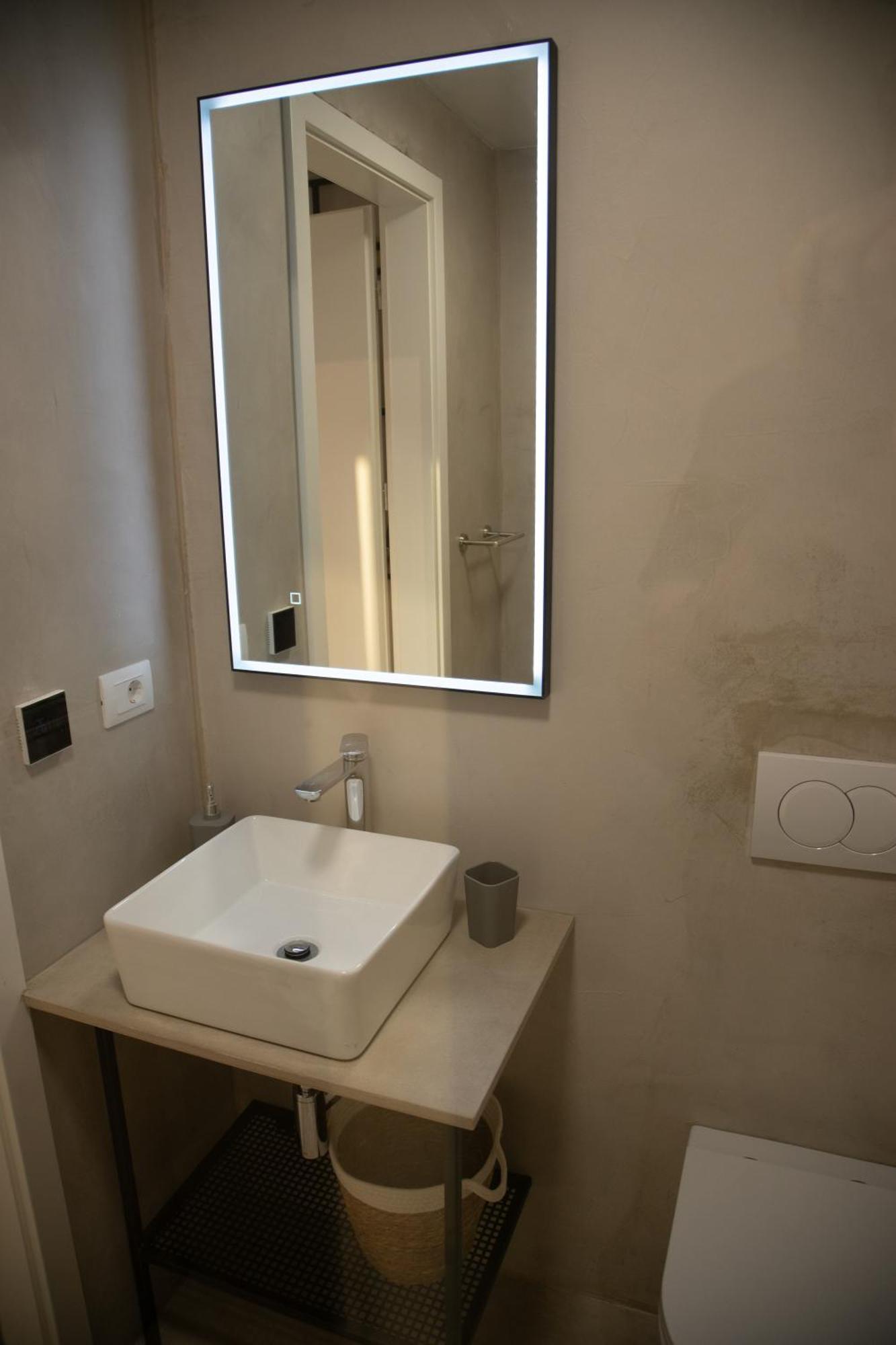 A-Seven Apartment โรวีน ภายนอก รูปภาพ